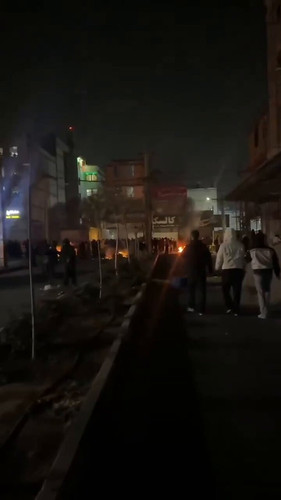 NSpBeQOVqLR6Vi7M.jpg