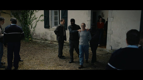 She.Walks.in.Darkness.2025.1080p.NF.WEB DL.CZ ES.DD+5.1.HDR.x265.HEVC My.mkv 20260108 142350.758