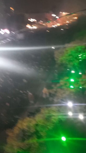 dU BMoHpc5aWxyzI.jpg