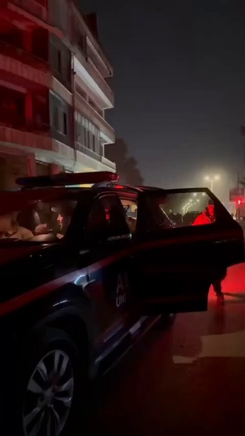 8jKvH73rVQOTVIUj.jpg