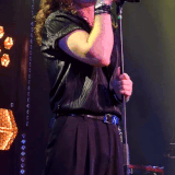 4b8591f506683e1f.gif