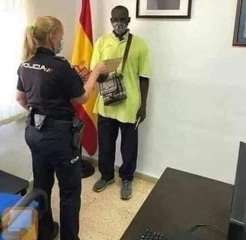 G LWq6vXUAAsEHD.jpg