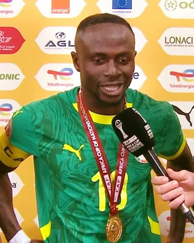 G 2TedWYAAC X9?format=jpg.jpg