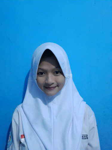 eva khaerunnisa