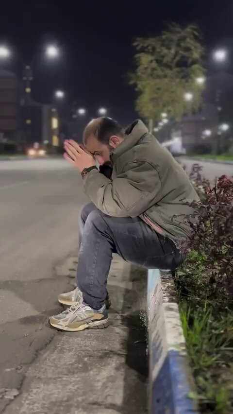 b88Mrkcz3OnOWWCb.jpg