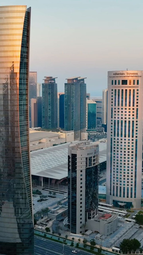 lvIwb 8uqLugAZNj.jpg