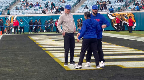 EuC9TR2azU5V XzJ.jpg