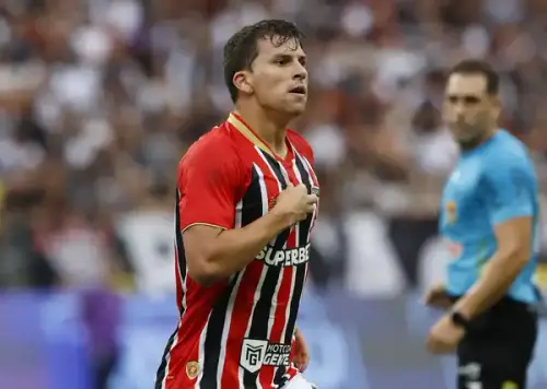 Gonzalo Tapia cresce em clássicos e vira trunfo do São Paulo no Majestoso