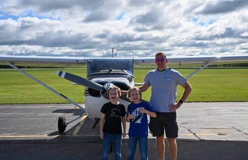 G bjTYWgAA4q U?format=jpg.jpg