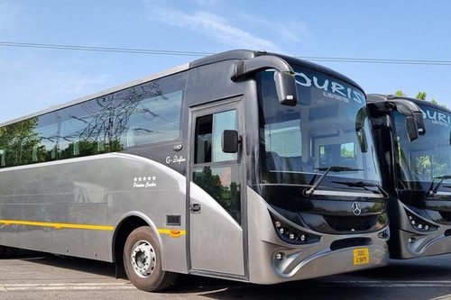 How to Choose the Best Bus on Rental Service in Mumbai.jpg