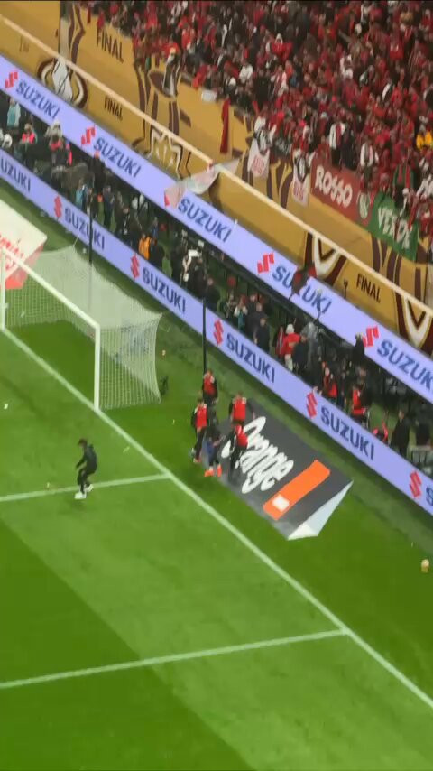 WskfIKIUP2U 6A5P.jpg