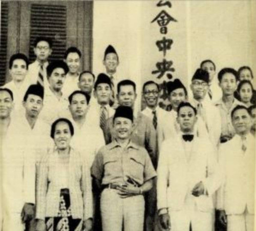 anggota jawa hokokai masa pendudukan jepang.jpg