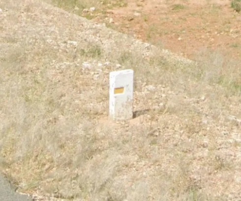 Namibia, bollard.jpg