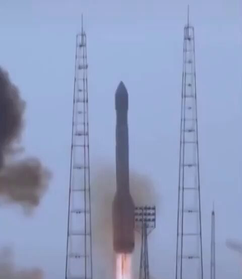 awG3XKA7yf5dPGr .jpg