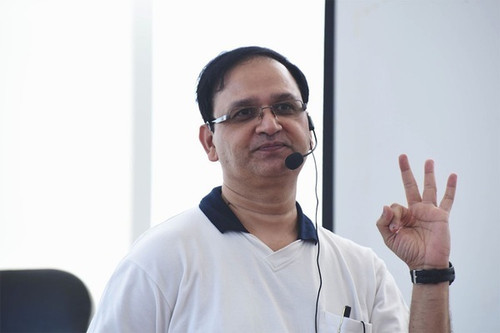 Why Ayurveda Treatment in Kalyan West Is Gaining Popularity.jpg