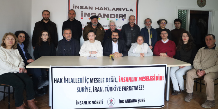 İHD, Kuzey ve Doğu Suriye için ‘insanlık nöbeti’ başlattı