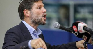 سموتريتش يهاجم مصر ويدعو لطرد ممثلها من مركز التنسيق الأمريكي

هاجم وزير المالية في حكومة الاحتلال بتسلئيل سموتريتش مصر، واصفًا إياها بـ“الدولة المعاد...