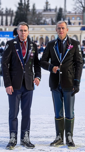 7743a81c7ac6.jpg