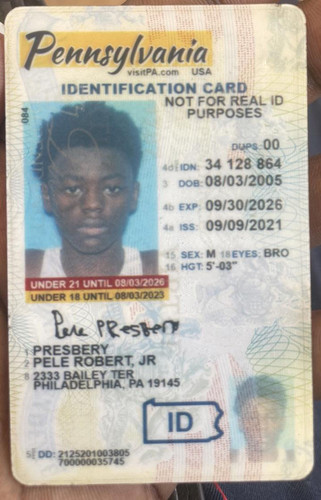 Pele Robert Presbery license image.jpg