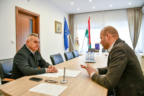 615917651 1746925476671202 6639483818634830988 n.jpg?stp=dst jpg s590x590 tt6& nc cat=107&ccb=1 7& n.jpg