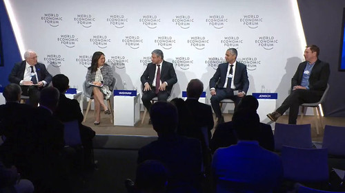 4Sr hph8EA Cz7IZ.jpg