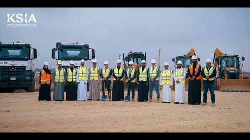 تدشين الأعمال الانشائية للمدرج الثالث KSIA Third runway works commencement 1 30 screenshot.jpg