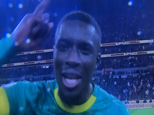 G kPWTWsAA mFC.jpg