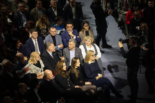 616324822 1215360787452415 3649617282114692533 n.jpg?stp=dst jpg s590x590 tt6& nc cat=105&ccb=1 7& n.jpg