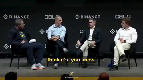 7wpTLxouE0vgFrxR.jpg
