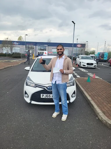 Manual Driving Lessons in Rochdale | Drive 4 pass.webp