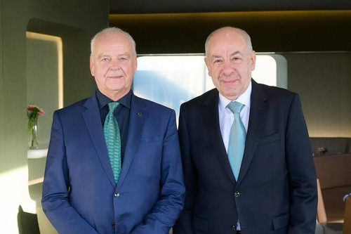 618398037 122270576672239180 1842527477691414933 n.jpg?stp=dst jpg p180x540 tt6& nc cat=100&ccb=1 7&.jpg