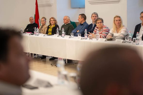 615198288 1448674856621607 4071402698887866006 n.jpg?stp=dst jpg s590x590 tt6& nc cat=104&ccb=1 7& n.jpg