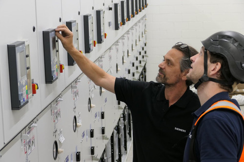 G 9Aqz1XMAAEUZ8?format=jpg.jpg