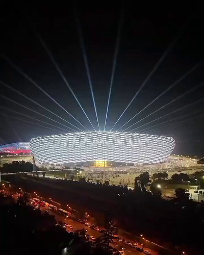 h upZS1EMvW79nNo.jpg