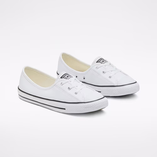 Converse Women’s Sneakers for Everyday Comfort.jpg