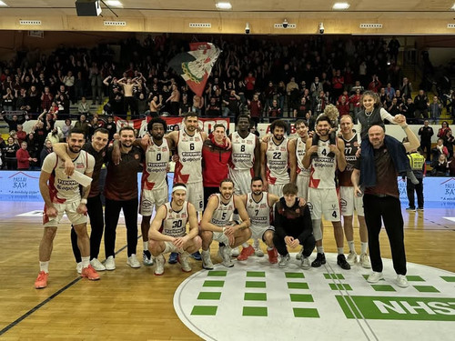 615812014 1411743010318677 23327029803756244 n.jpg?stp=cp6 dst jpg s720x720 tt6& nc cat=101&ccb=1 7&.jpg