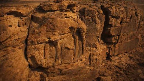 2UGbvVCNKzWHZDoB.jpg