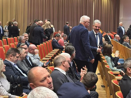 616810474 1317232520210073 2835877877865926176 n.jpg?stp=dst jpg s590x590 tt6& nc cat=107&ccb=1 7& n.jpg