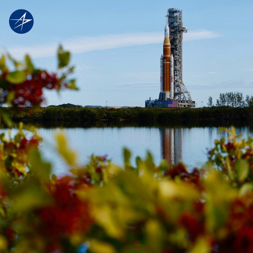 G 6DR68WMAIGorr?format=jpg.jpg