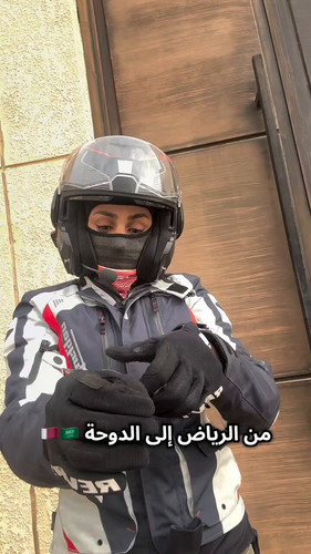 Qq3S88GV5lEexJfQ.jpg