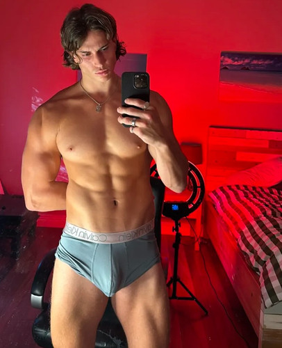 curlyboydorian real 1752579942 3677229536902654091 67836864450.jpg