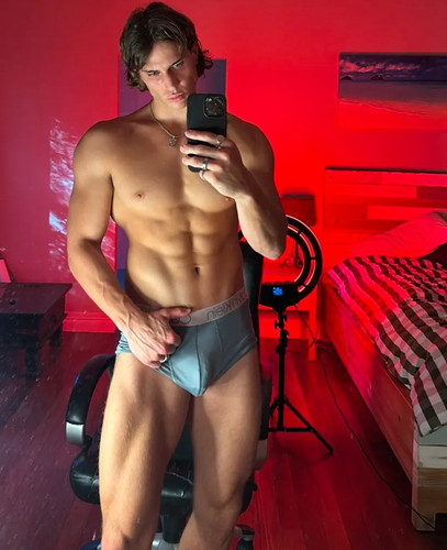 curlyboydorian real 1752579942 3677229536902691852 67836864450.jpg