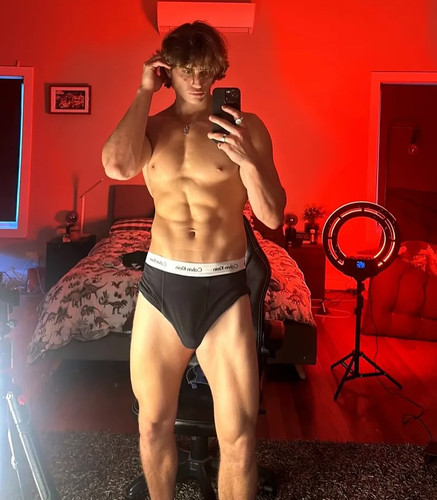 curlyboydorian real 1751287600 3666388584265102409 67836864450.jpg