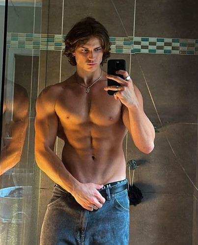 curlyboydorian real 1753362351 3683792862998793957 67836864450.jpg