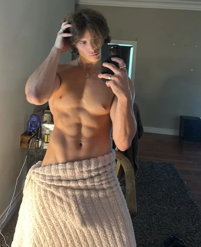 curlyboydorian real 1752076370 3673005270153874319 67836864450.jpg