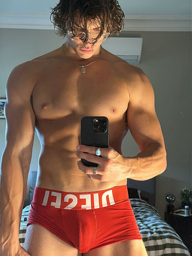 curlyboydorian real 1758919828 3730412354690281263 67836864450.jpg