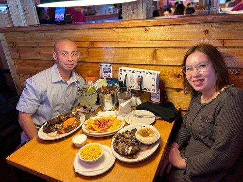 z7383609844525 f954a01313a1333bda9b2c243e7645b9.jpg