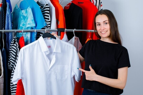 Who Are the Best Promotional T-Shirt Suppliers in Mumbai?.jpg