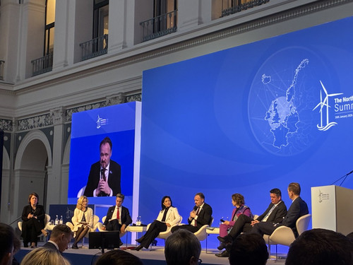 G ldwfjXYAAUbgz?format=jpg.jpg