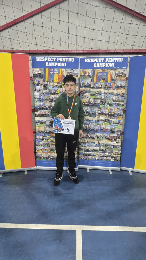 fiC9Qb1.md.jpg fiC9Qb1.md.jpg